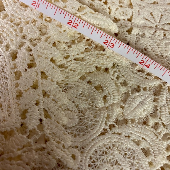 New Beige / Cream Sweater with lace detail.  Lightweight, lace-sleeves & bottom - Picture 7 of 7